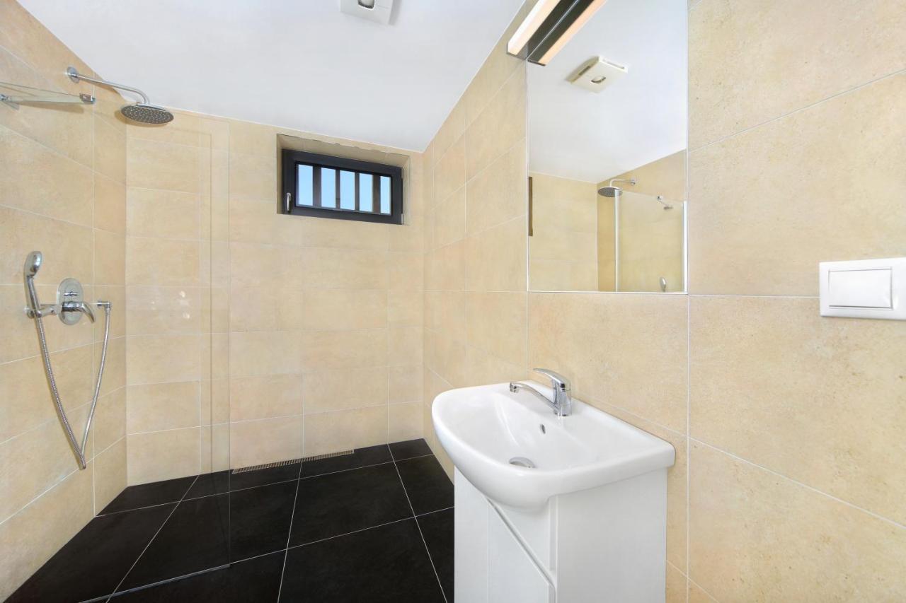 Podstata - Rotterovka Apartament
